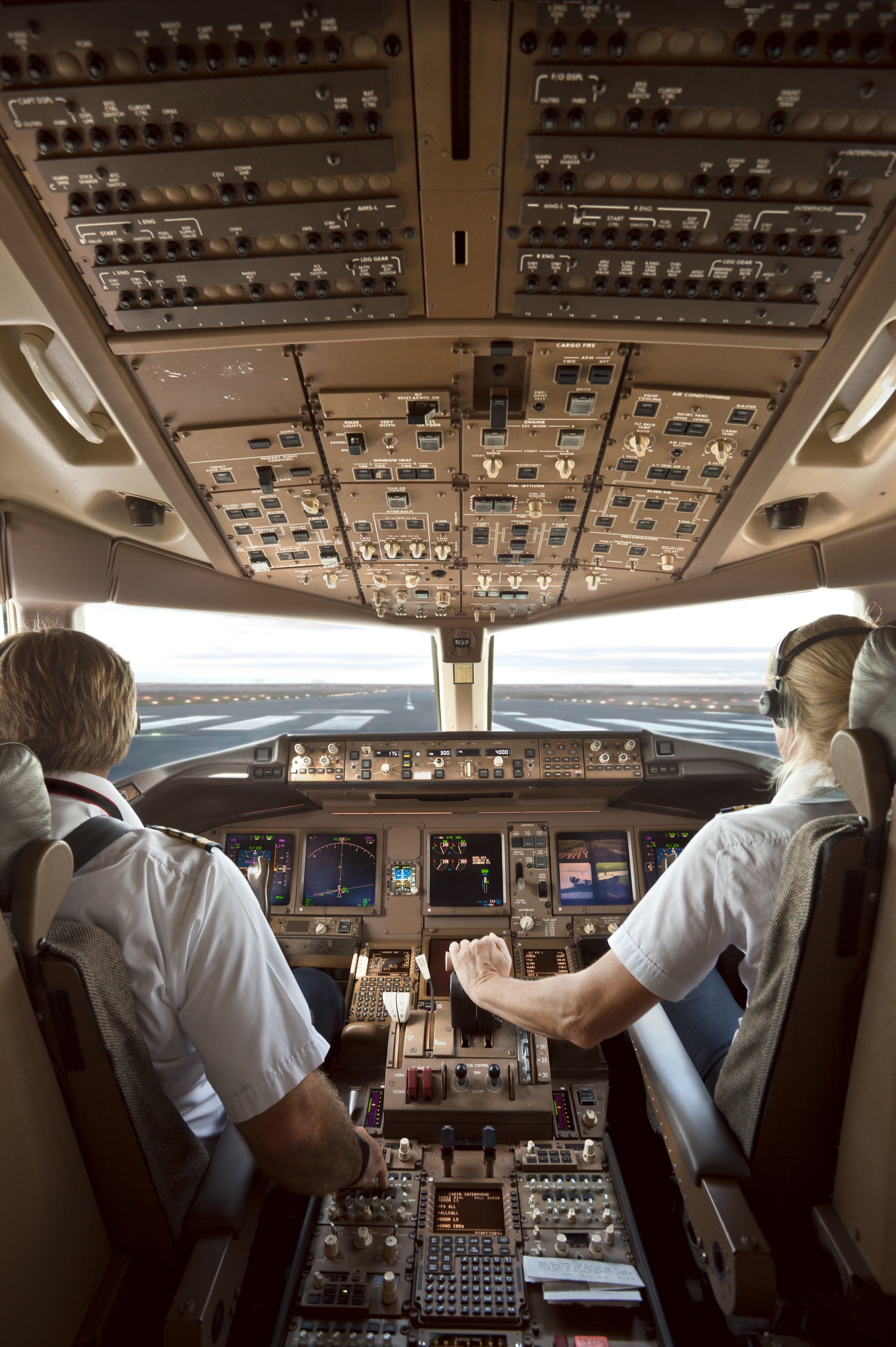 airline pilots in cockpit